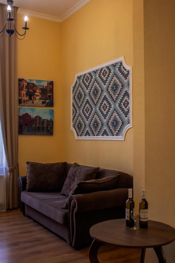 Zharuma Caravan Tbilisi Exteriör bild